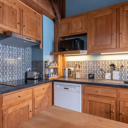 Apartment Beautiful Appt With Terrace In Chamonix