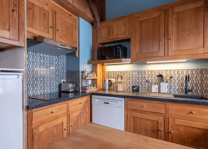 Duplex T3 With Terrace In